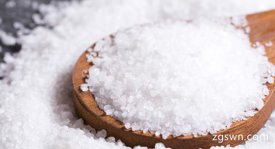 盐吃太多会引起缺钙 八种行为会导致钙流失 